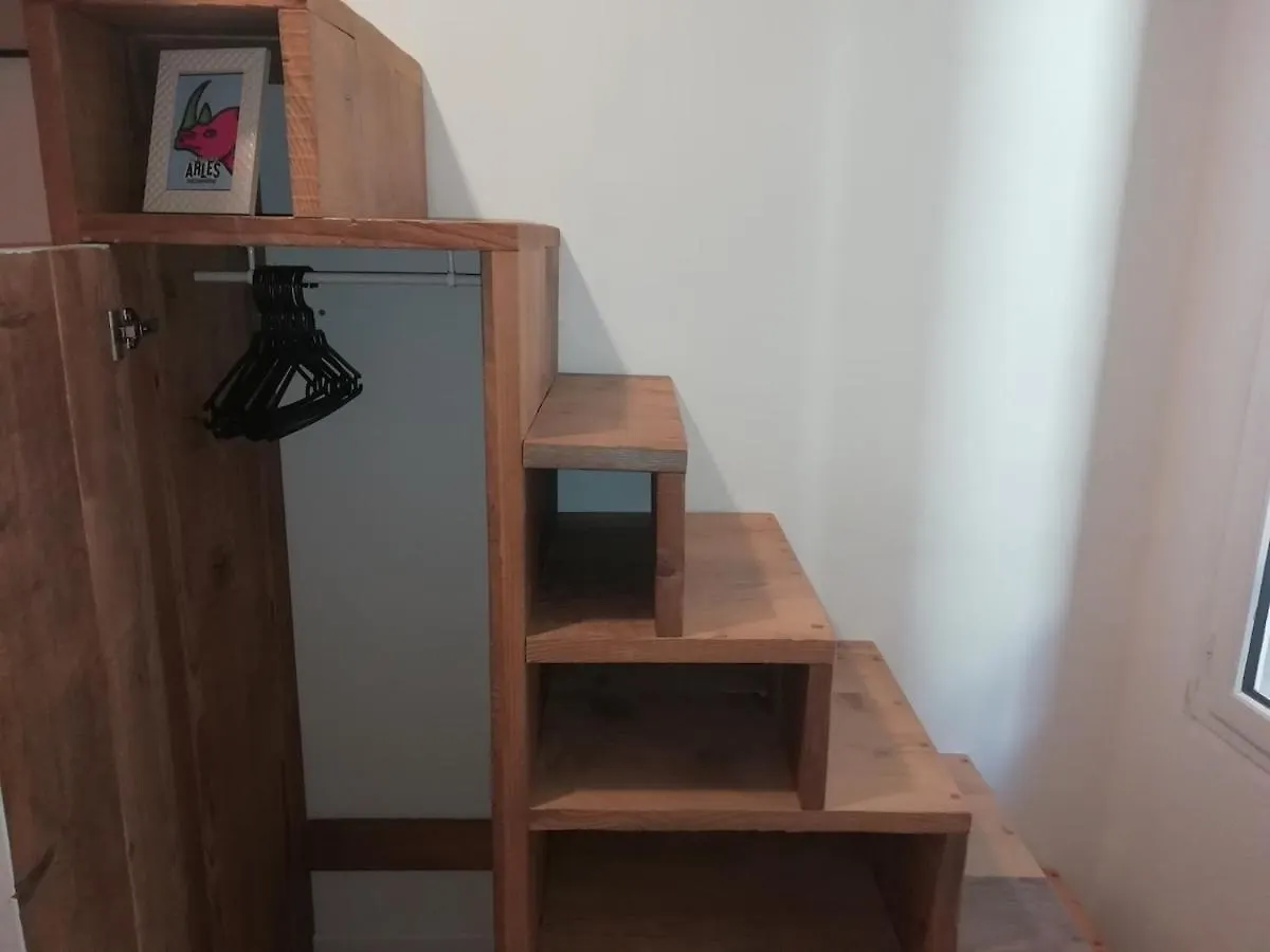 Appartement Duplex Liberté-Grande Terrasse-Clim-Quartier Roquette à Arles 0*,  France