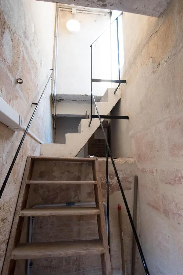Duplex Liberte-Grande Terrasse-Clim-Quartier Roquette Lejlighed Arles 0*,