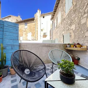 Spacious 2br In Historical Center With Terrace Appartement